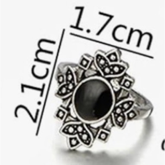 Geometric Black Silver Tone Ring - Picture 2 of 3